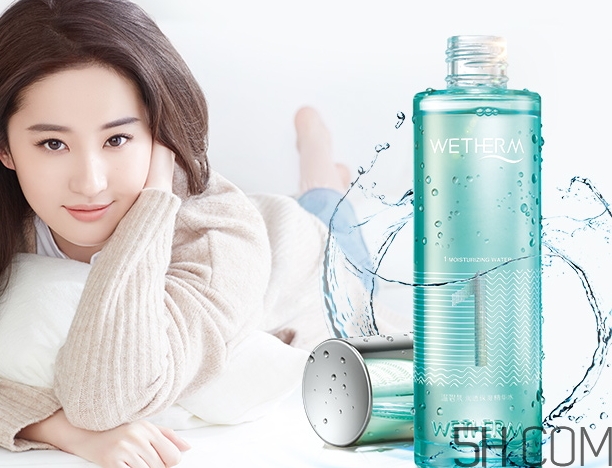 爽膚水和柔膚水的區(qū)別_爽膚水和柔膚水哪個好 爽膚水和柔膚水的區(qū)別_爽膚水和柔膚水哪個好