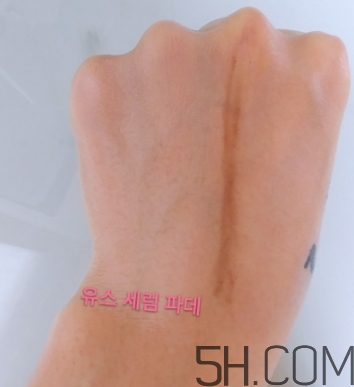 ysl女神粉底液怎么樣？ysl女神粉底液和超模粉底液對比