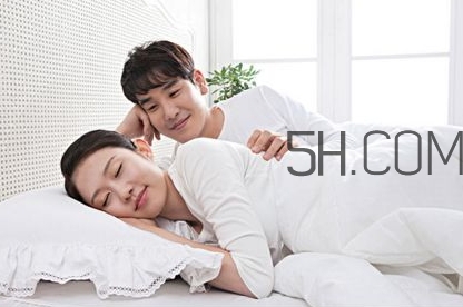 試管嬰兒取卵后多久可以同房？試管嬰兒取卵后怎樣避免腹水？