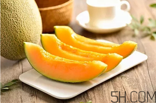 哈密瓜和火龍果能一起吃嗎？哈密瓜的食用價值