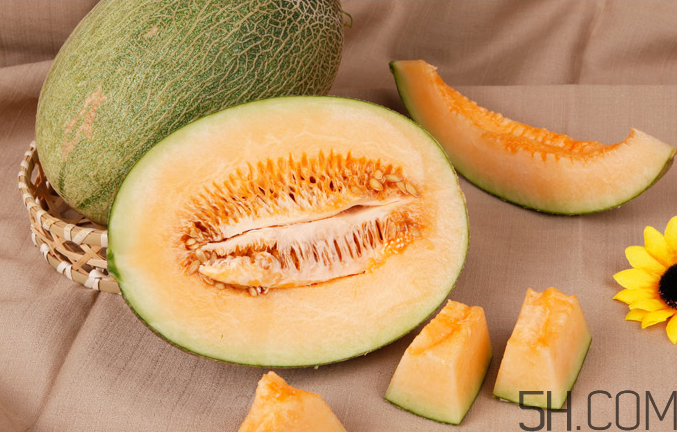 產(chǎn)婦可以吃哈密瓜嗎？隔夜的哈密瓜可以吃嗎？