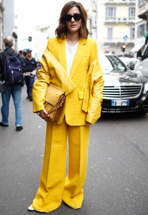 黃色西裝怎么搭配好看？黃色西裝搭配圖片