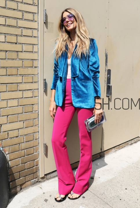 絲絨西裝怎么搭配？絲絨西服搭配圖片