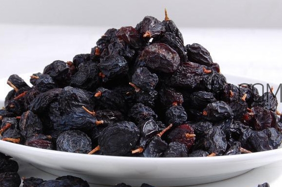 葡萄干吃多了會怎么樣？葡萄干可以豐胸嗎