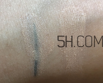 水粉霜和素顏霜哪個好？水粉霜和素顏霜區(qū)別