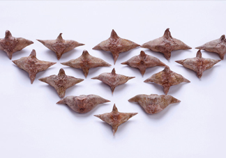 菱角殼煮水每次多少克？紅菱角和黑菱角的區(qū)別