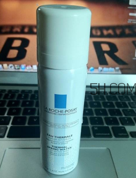 理膚泉噴霧和雅漾噴霧哪個(gè)好？