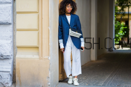 藍(lán)色西裝怎么搭配好看？藍(lán)色西裝搭配圖片