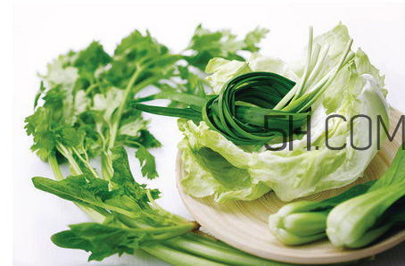 炒好的韭菜能隔夜吃嗎？吃韭菜胃酸燒心吃什么緩解？