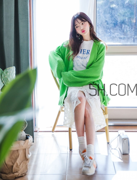 針織衫配什么鞋子？針織衫搭配鞋子圖片