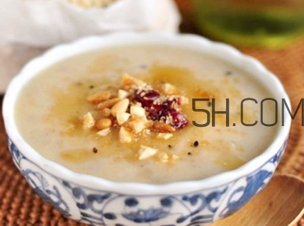 黑芝麻下奶嗎？黑芝麻怎么吃下奶？