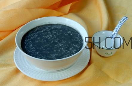 喝黑芝麻糊有什么好處和壞處？黑芝麻糊什么時候喝最好？