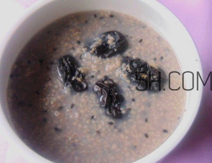 黑芝麻下奶嗎？黑芝麻怎么吃下奶？