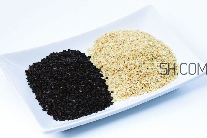 黑芝麻有點(diǎn)苦正常嗎？黑芝麻有保質(zhì)期嗎？