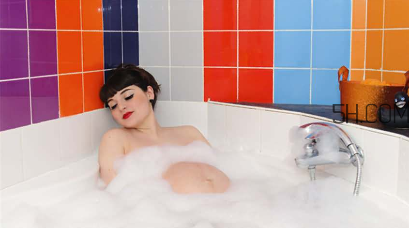 秋季孕媽泡腳需要注意什么？孕媽洗澡要注意哪些？