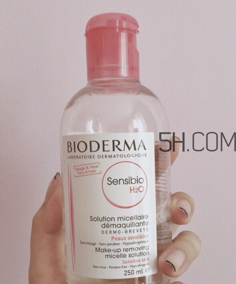 貝德瑪卸妝水能卸眼唇嗎？貝德瑪卸妝水能卸眼妝嗎？