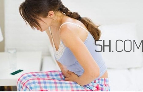 霉菌性陰炎怎么引起的？霉菌性陰炎嚴重嗎