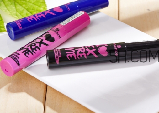 essence睫毛膏怎么樣？essence睫毛膏紅管黑管藍管區(qū)別