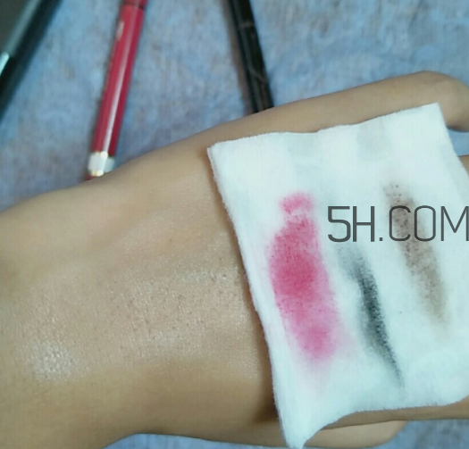 倩碧眼唇卸妝液怎么樣？倩碧眼唇卸妝液好用嗎？