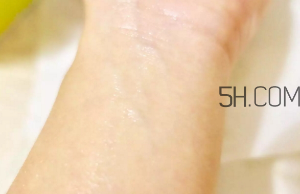 歐緹麗臻美亮白精華液多少錢？歐緹麗臻美亮白精華液怎么樣？