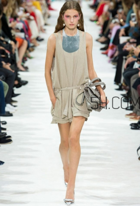 valentino2018春夏系列怎么樣_好看嗎？
