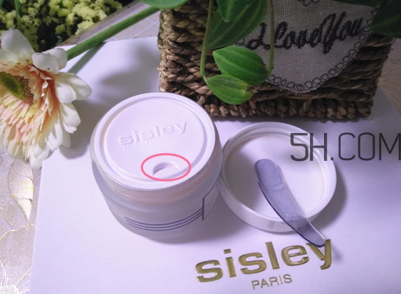 希思黎美頸霜是什么？希思黎美頸霜多少錢(qián)？