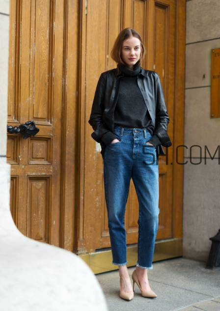 皮衣配牛仔褲好看嗎？皮衣和牛仔褲怎么搭配？