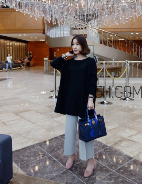 針織衫配闊腿褲好看嗎？針織衫和闊腿褲怎么搭配？