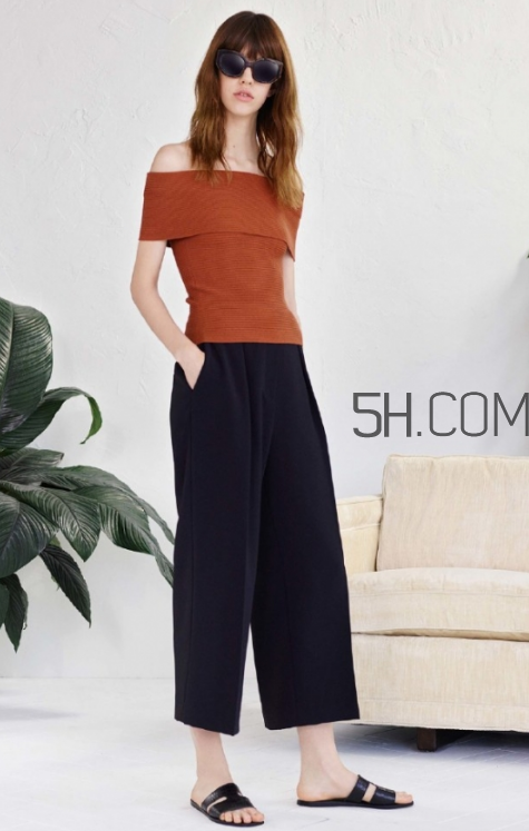 針織衫配闊腿褲好看嗎？針織衫和闊腿褲怎么搭配？