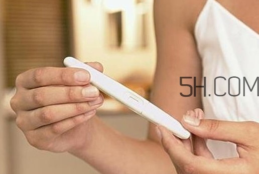 羊水早破的原因是什么？羊水早破能順產(chǎn)嗎？