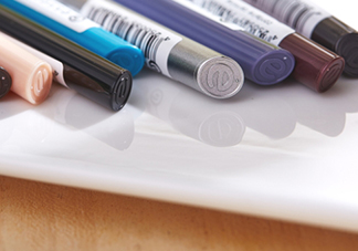 essence眼線筆怎么用？essence眼線筆怎么樣？