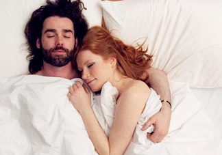 孕晚期同房有助于生產(chǎn)嗎？孕晚期同房對(duì)胎兒有影響嗎？