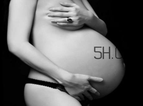 羊水早破的原因是什么？羊水早破能順產(chǎn)嗎？