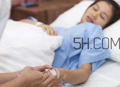 孕酮低會(huì)導(dǎo)致不孕嗎？孕酮低有什么癥狀？