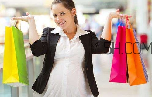 胎膜早破是一直流水嗎？胎膜早破的臨床表現(xiàn)