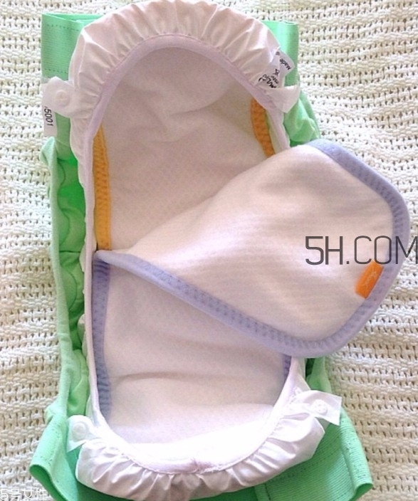 紙尿布和布尿布有什么區(qū)別？紙尿布和布尿布哪個好？