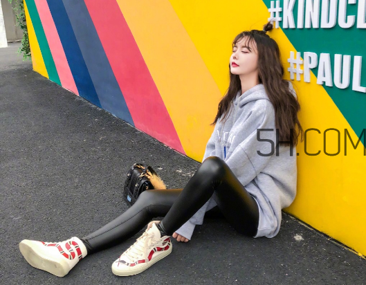 中耳炎是上火引起的嗎？中耳炎和喝酒有關(guān)系嗎？