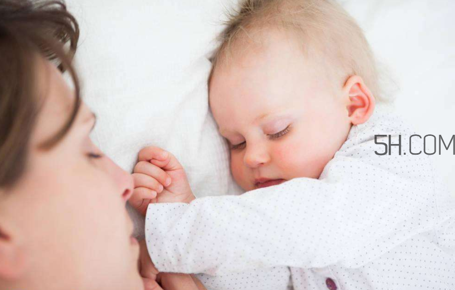 哺乳期不能吃什么食物？奶水多寶寶吃不完怎么辦？