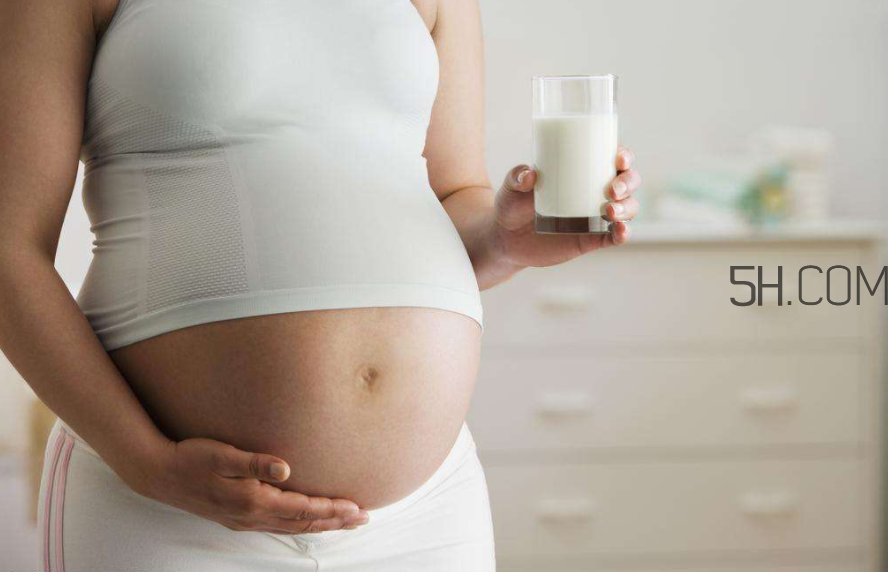 孕婦補(bǔ)鈣喝什么奶粉比較好？孕婦吃啥吐啥怎么辦？