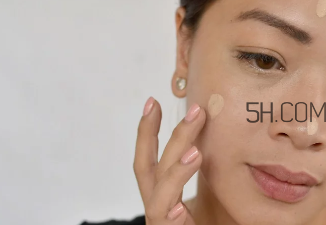 雪肌精美白BB霜好用嗎？雪肌精美白BB霜怎么樣？