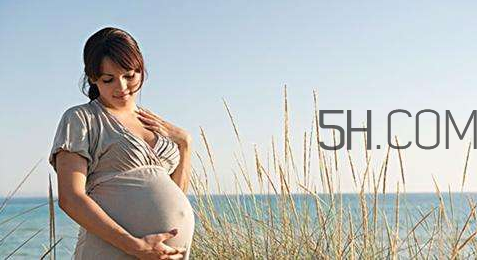 孕中期腰疼是怎么回事？什么原因會(huì)導(dǎo)致胎停？