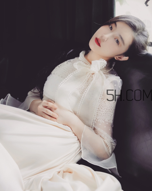 中耳炎應(yīng)該注意些什么？中耳炎應(yīng)該怎么治療？