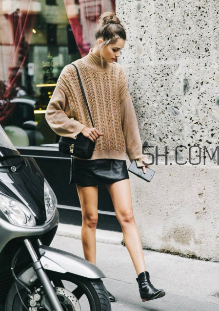 駝色毛衣怎么搭配？駝色毛衣搭配圖片