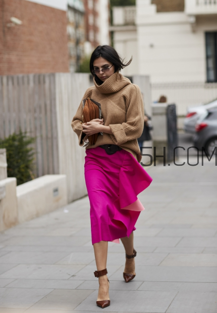 駝色毛衣怎么搭配？駝色毛衣搭配圖片