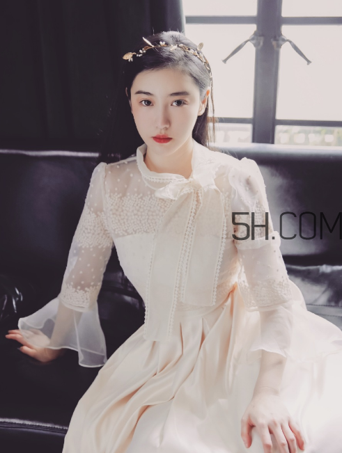 中耳炎為什么會(huì)流水？中耳炎為什么會(huì)流血？