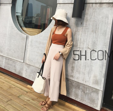 針織開衫配什么褲子？針織開衫搭配褲子圖片