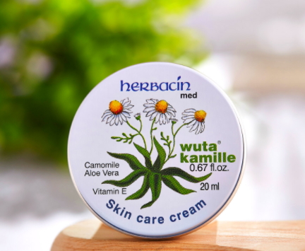 herbacin賀本清護(hù)手霜鐵盒裝怎么樣？哪個(gè)顏色好？