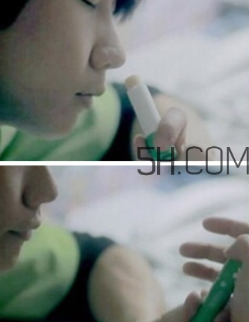 herbacin賀本清小甘菊唇膏怎么樣？小甘菊唇膏使用心得