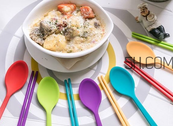 教會寶寶自己吃飯，你做到這些了嗎？