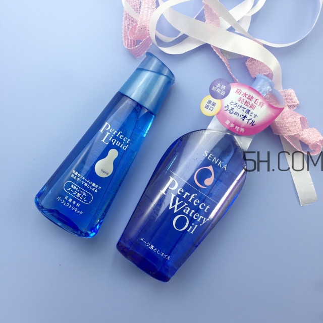 資生堂洗顏?？菩掳婧团f版有什么區(qū)別?